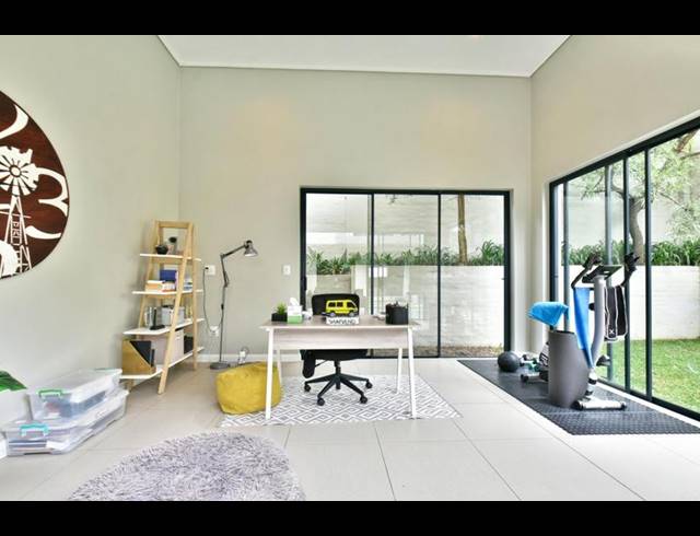 3 BEDROOM HOUSE FOR SALE IN BRYANSTON